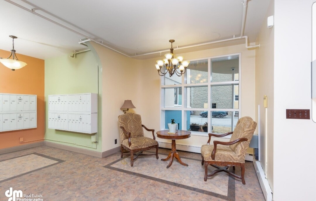 Foto principal - 1110 W 6th Ave