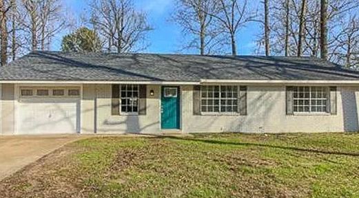 Primary Photo - 3406 Camellia Cir