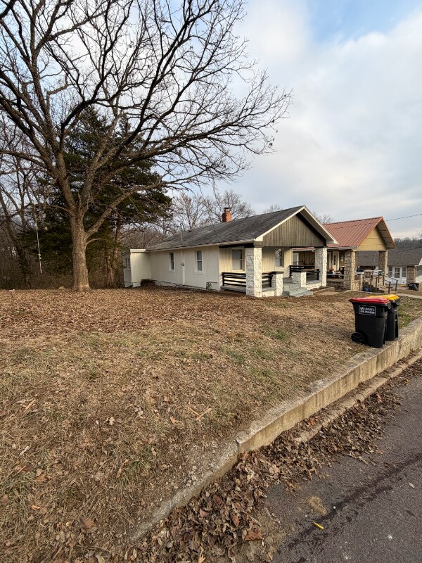 Foto del edificio - 103 N Francis St