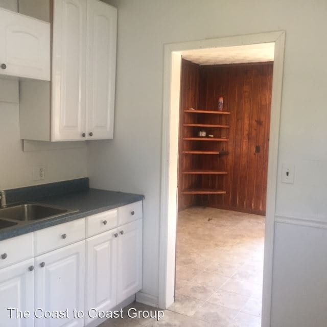 Building Photo - 2 br, 1 bath House - 12408 Sarsfield
