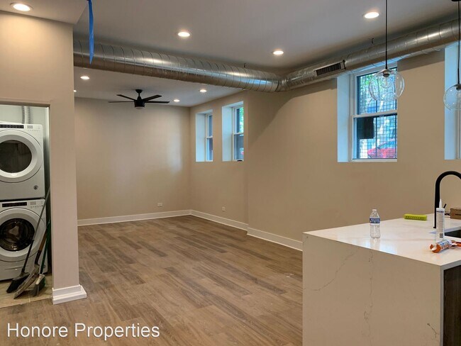 Foto del edificio - 1447 W Superior St