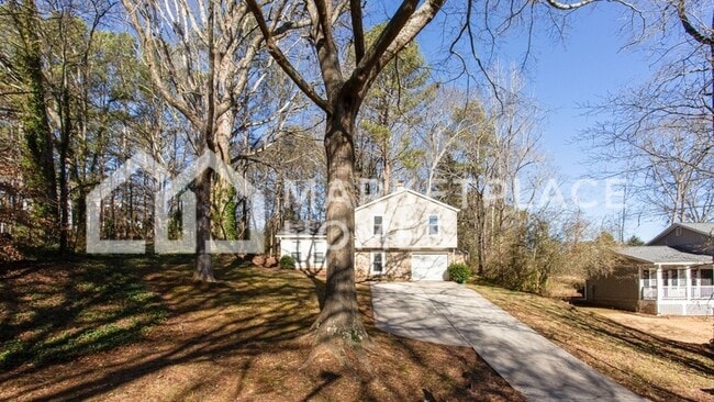 Foto del edificio - 5127 Fairforest Dr