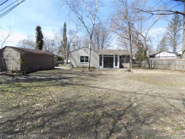 Foto del edificio - 39417 Cather St