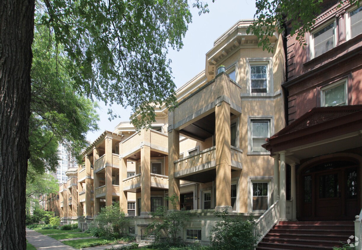 Building Photo - 5431-5453 S Hyde Park Blvd