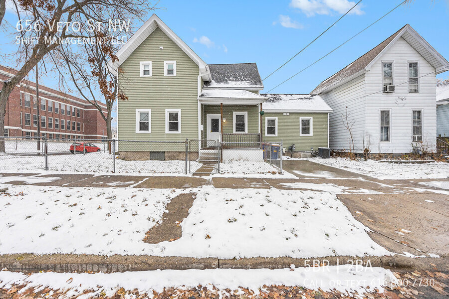 Foto principal - 656 Veto St NW