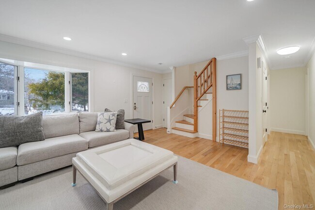 Foto del edificio - 19 Pine Tree Ln