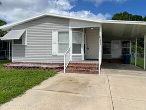 Building Photo - 2395 Coconut Palm Dr