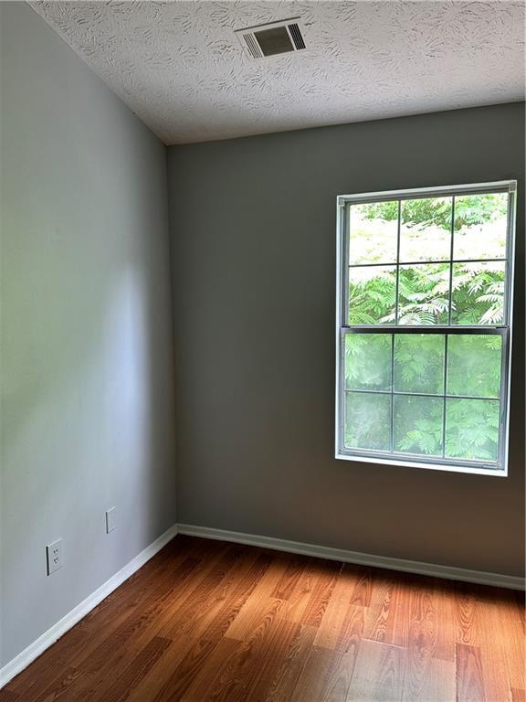 Foto del edificio - 6636 Ramgates Way NW