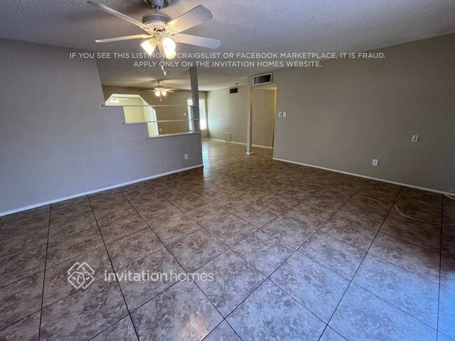 Building Photo - 4454 W Avalon Dr