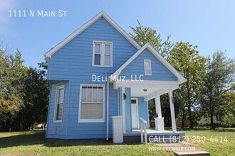Building Photo - 1111 N Main St