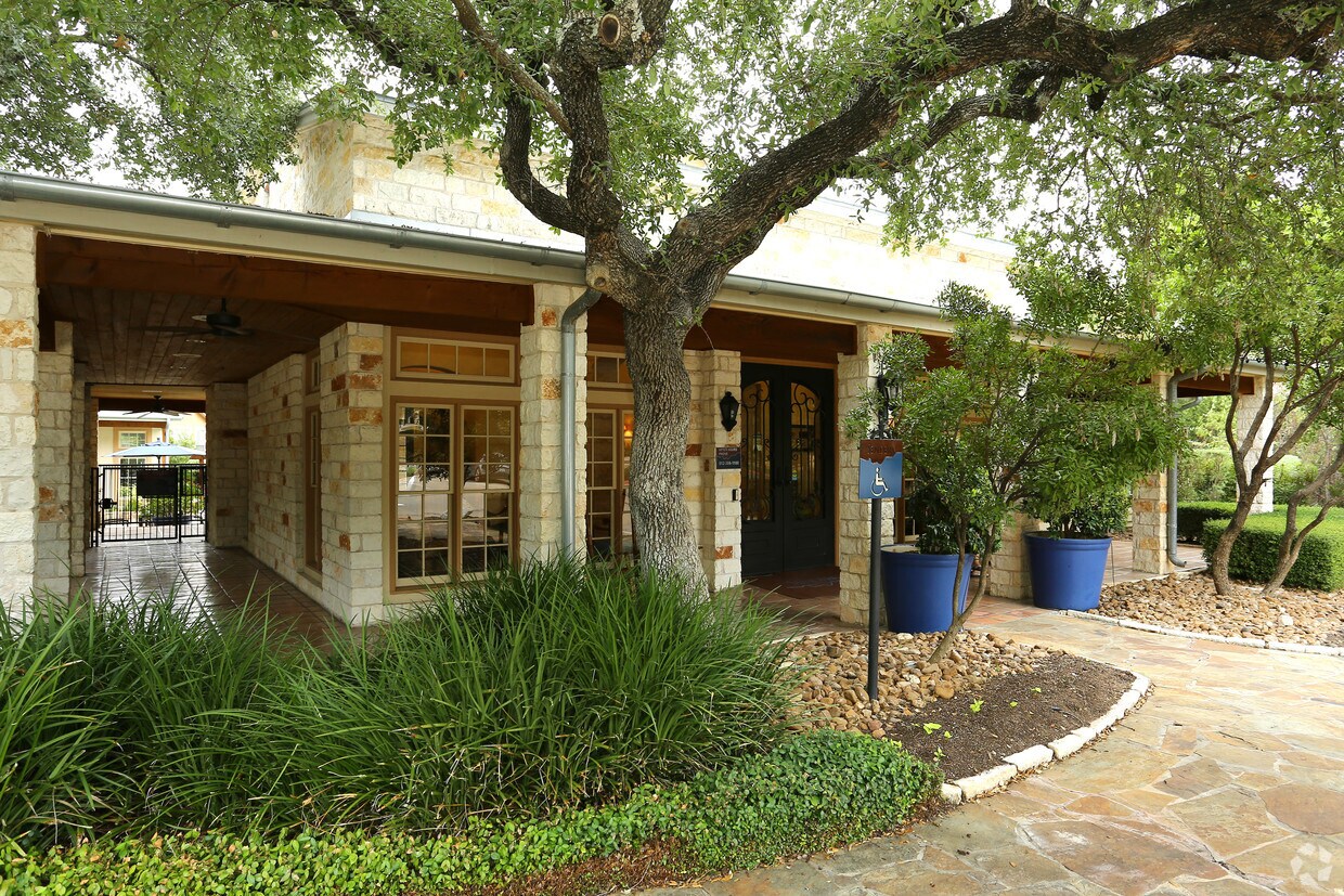 Barton Creek Villas Apartments 2716 Barton Creek Blvd Austin, TX