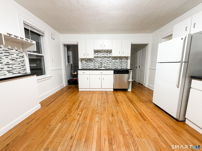 Building Photo - 23 Wiklund Ave