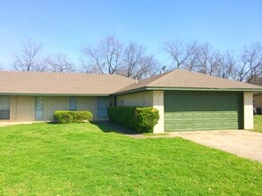 Building Photo - 1238 Misty Ln