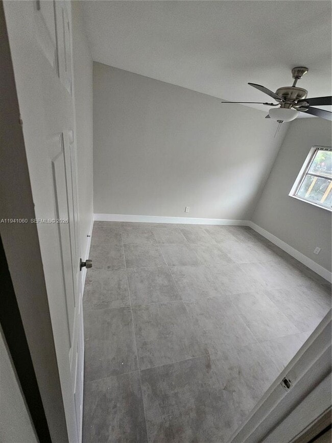 Building Photo - 7300-7302 NW 76th Dr