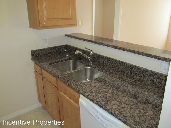 Building Photo - 4720 Walden Cir