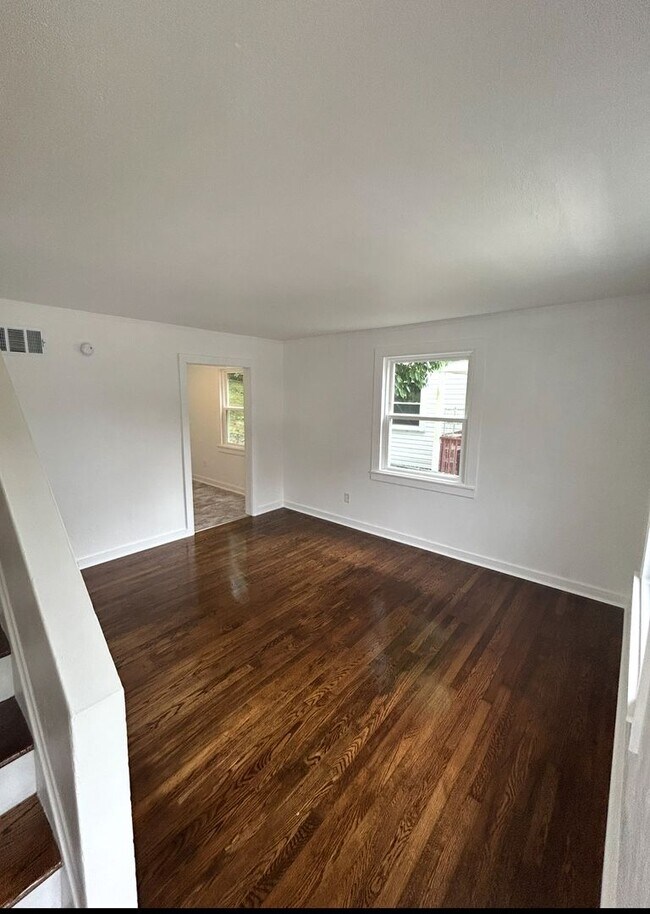 Foto del edificio - 3024 Brambleton Ave SW