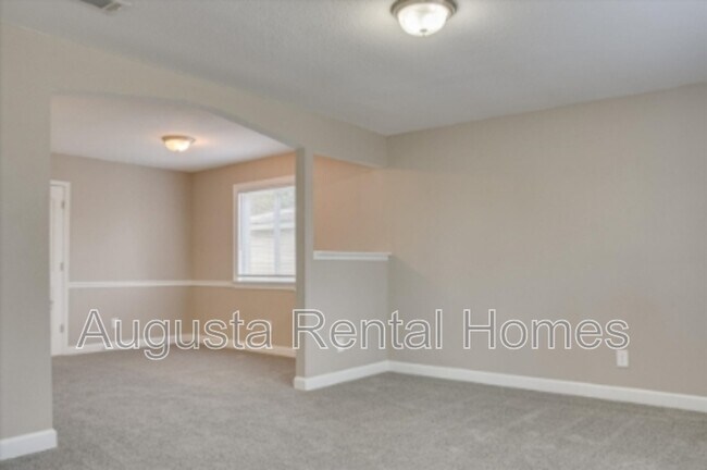 Foto del edificio - 4014-D Wheeler Woods Road