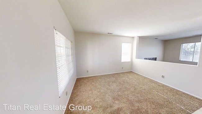 Building Photo - 5 br, 2.5 bath House - 952 Cottonwood Dr