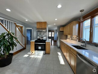 Building Photo - 159 Boston Ave