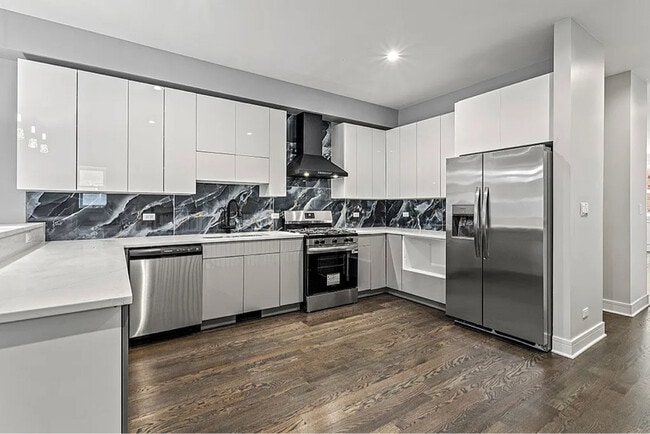 Photo - 4827 S St Lawrence Ave Apartment