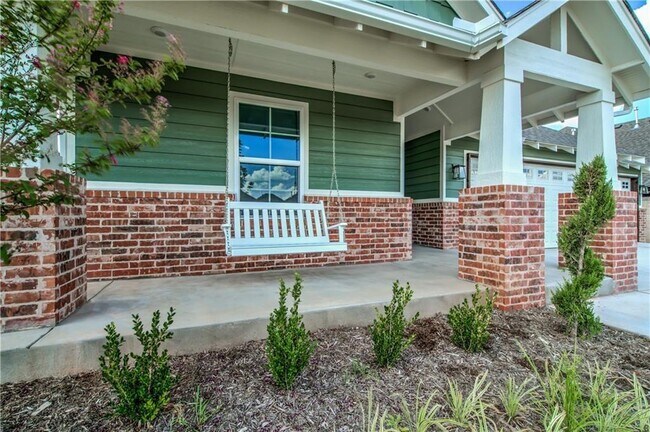 Building Photo - 6601 NW 150th Terrace
