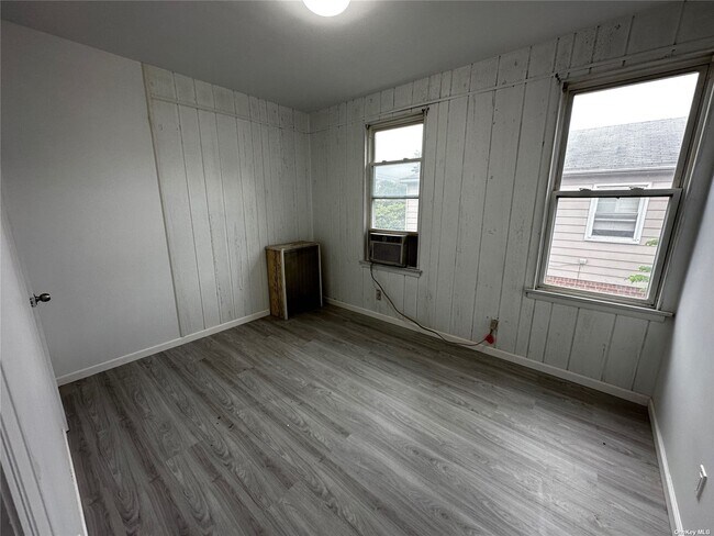 Foto del edificio - 162-23 77th Rd