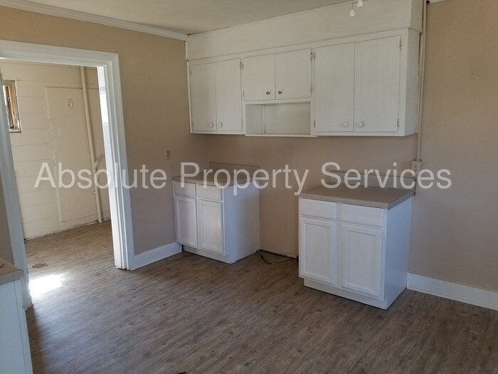 108 Boggs Dr Unit 3, Seneca, SC 29678 Apartment for Rent in Seneca