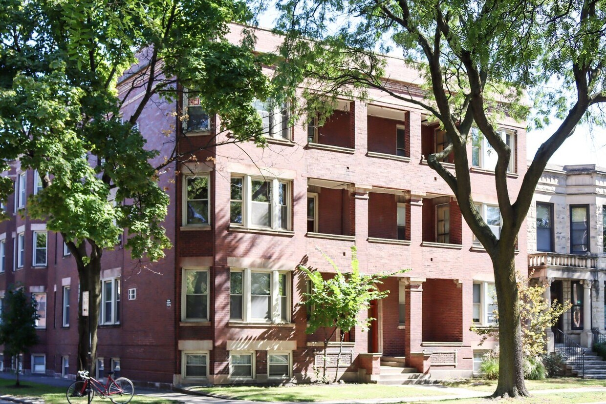 Primary Photo - 3537 S Western Blvd