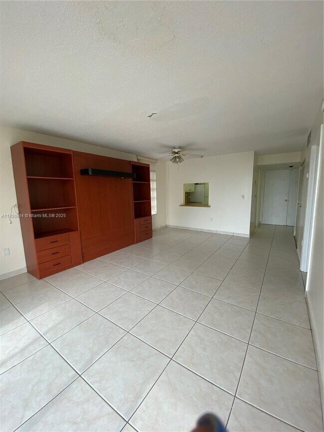 Foto del edificio - 16751 NE 9th Ave