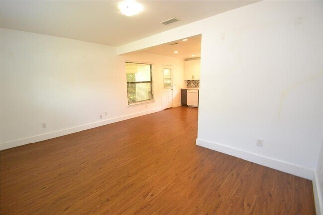 Foto del edificio - 1206 Marcy St