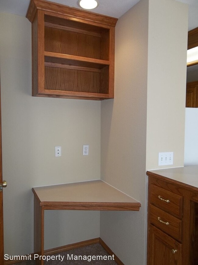 Building Photo - Studio, 1 bath Apartment - 120 S. Burdick ...