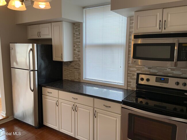 Foto del edificio - 1238 Union St