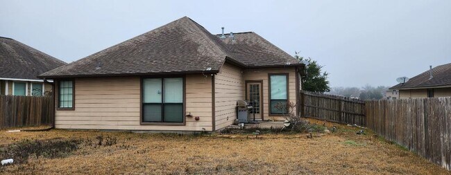 Building Photo - 705 Cobble Gate Dr