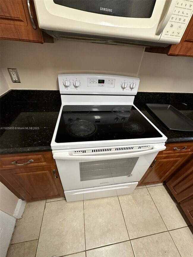 Foto del edificio - 1231 SW 46th Ave