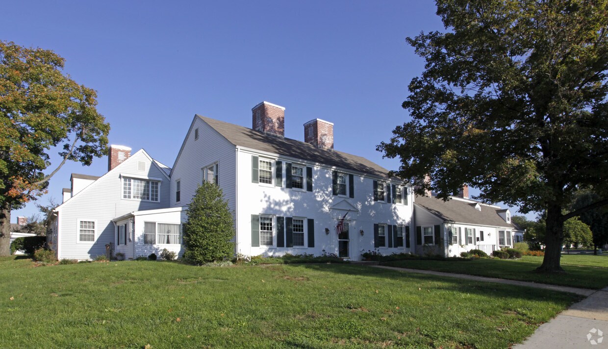 Rossmoor Adult Community Apartments Monroe Township, NJ