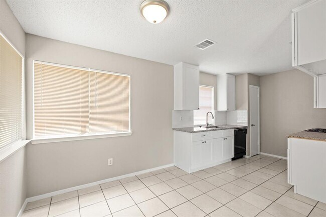 Foto del edificio - 17818 Morrisway Ct