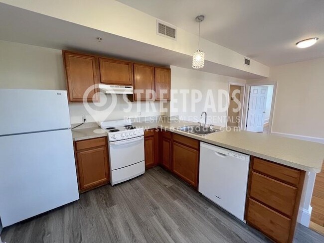 Foto del edificio - 2 bedroom in Cambridge MA 02139