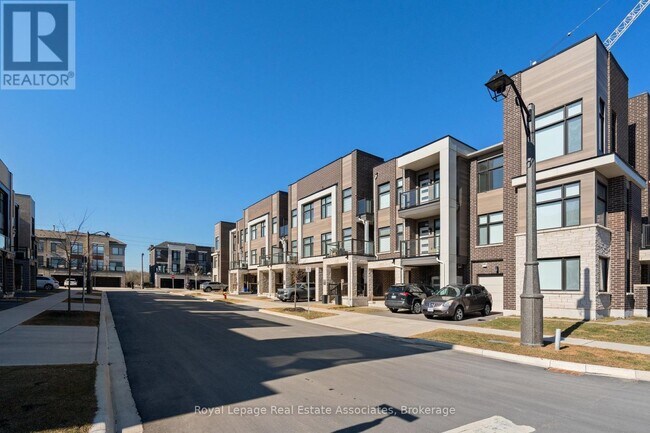 Building Photo - 2459 Belt Ln