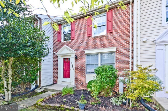 Foto del edificio - 9505 Baroness Ct