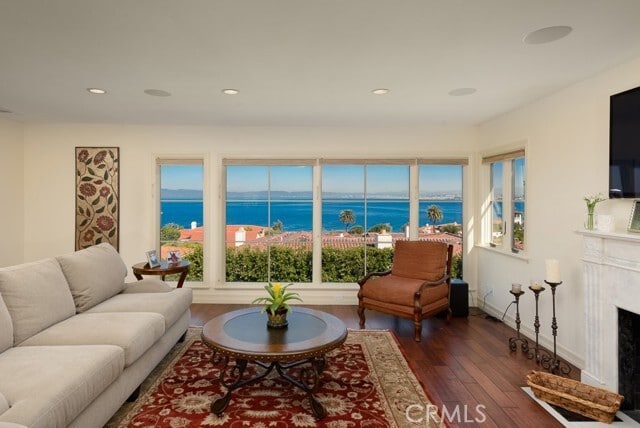 Foto del edificio - 509 Vía Almar