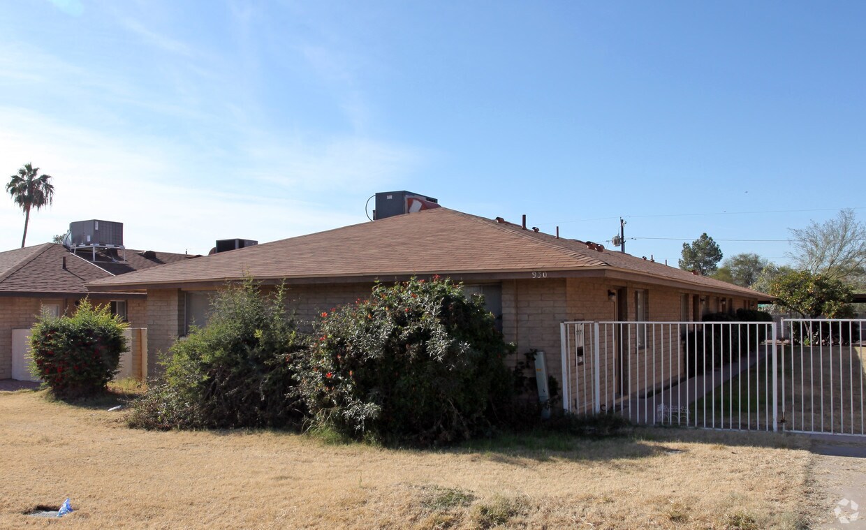 Foto del edificio - 930-934 N Hayden Rd