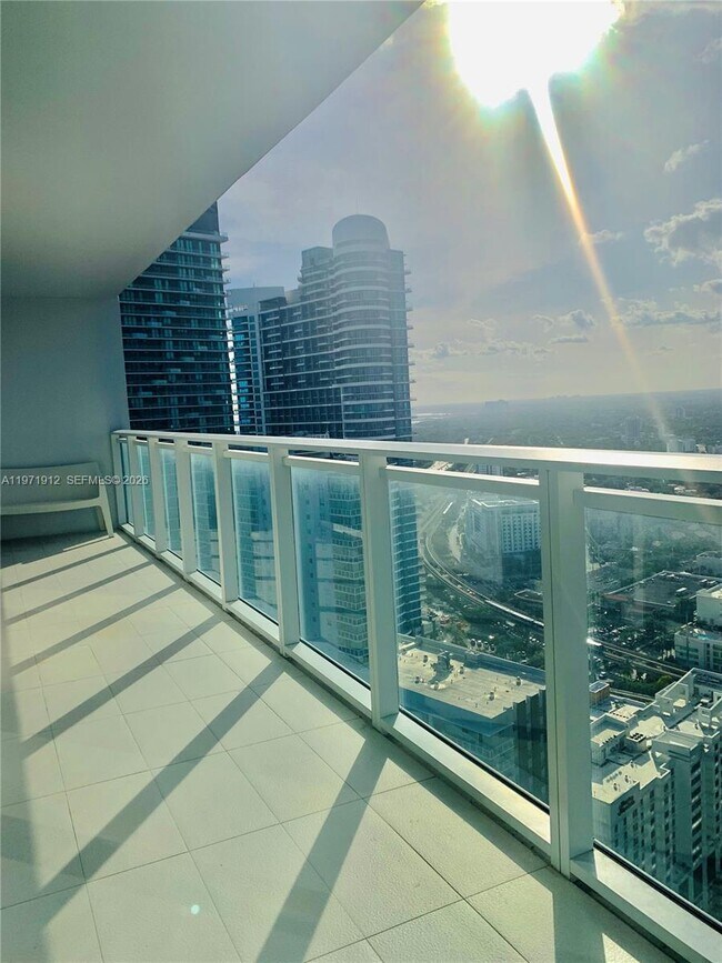 Foto del edificio - 1080 Brickell Ave