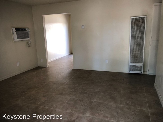 Building Photo - 1705 Carver Ct