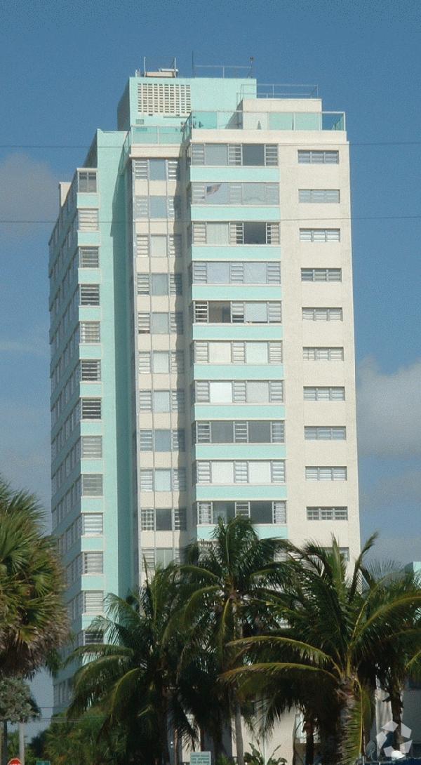 Foto del edificio - Birch Tower