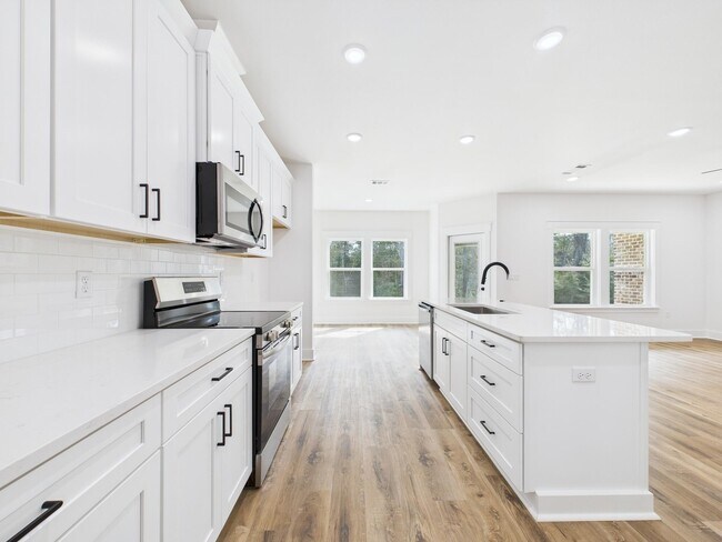 Building Photo - 333 Shoal River Dr