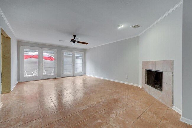 Building Photo - 727 Bunker Hill Rd