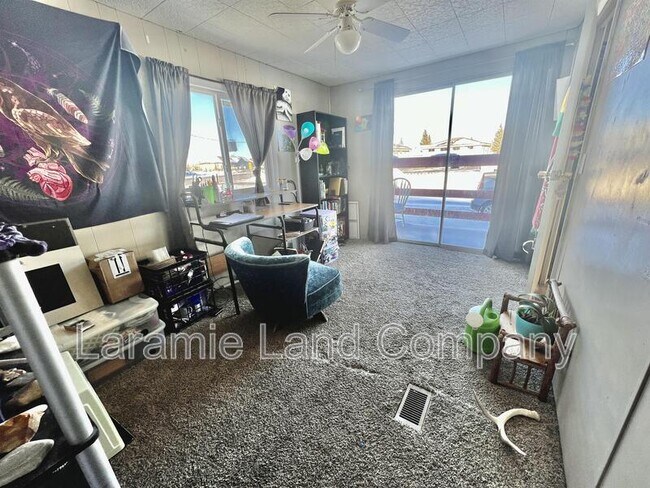Foto del edificio - 2564 W Jackson St