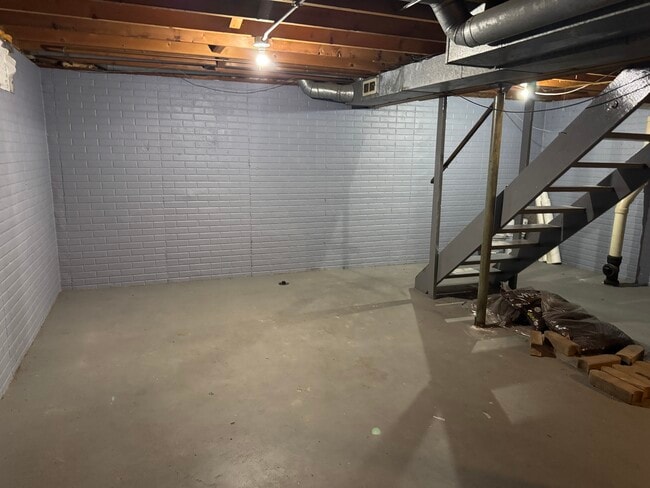 Foto del edificio - 2635 W 58th St