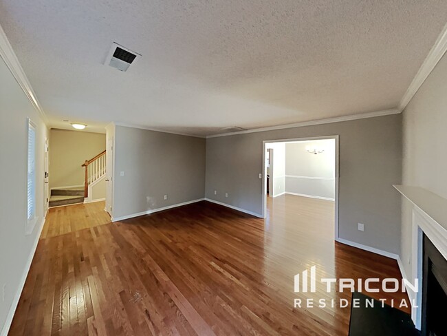 Foto del edificio - 1512 Ballard Ct