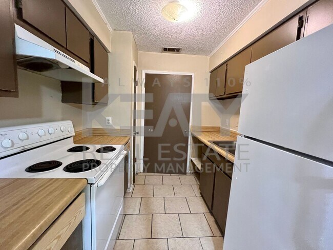 Foto del edificio - 109 Meudon St